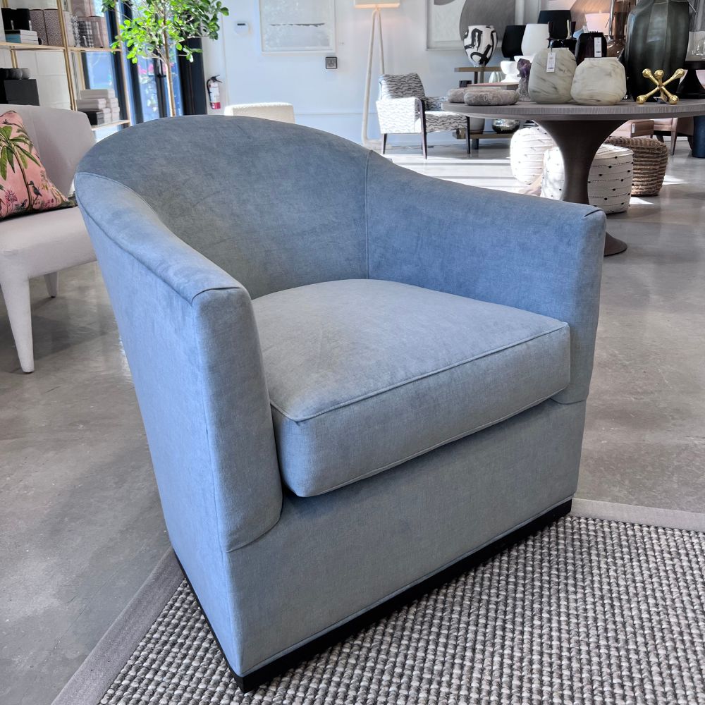 Cistern Swivel Chair