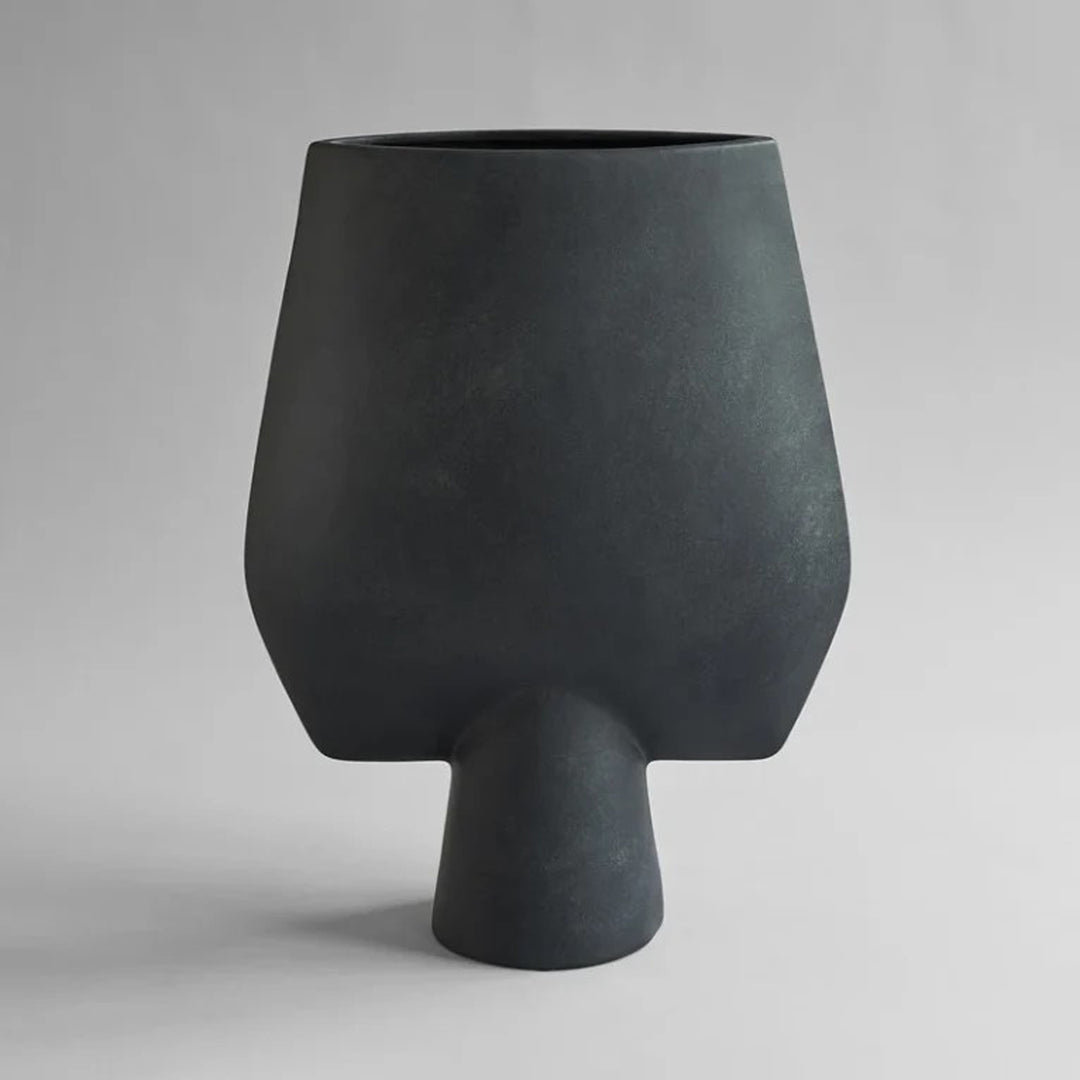 Vase Esti by District Home