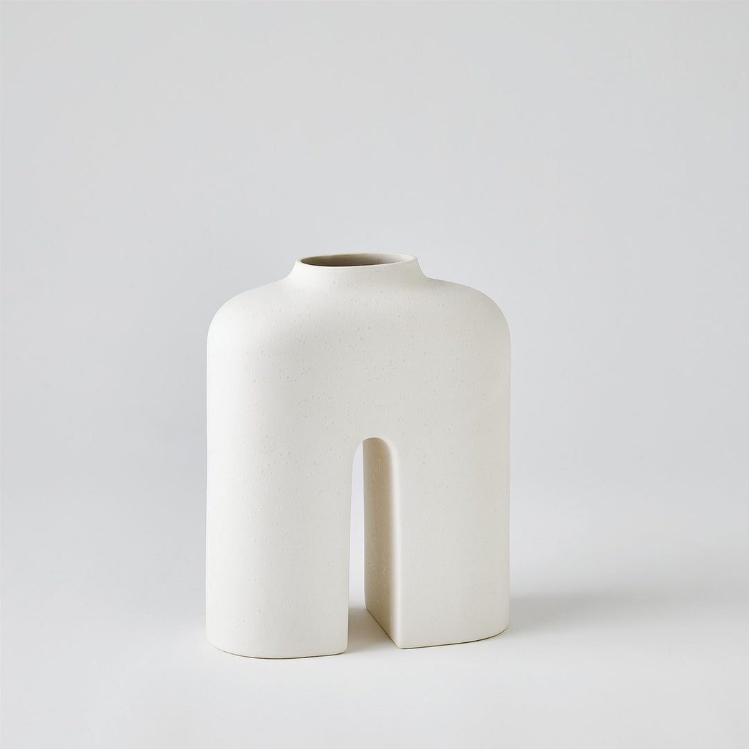 White Ceramic Vase Glade MD by District Home