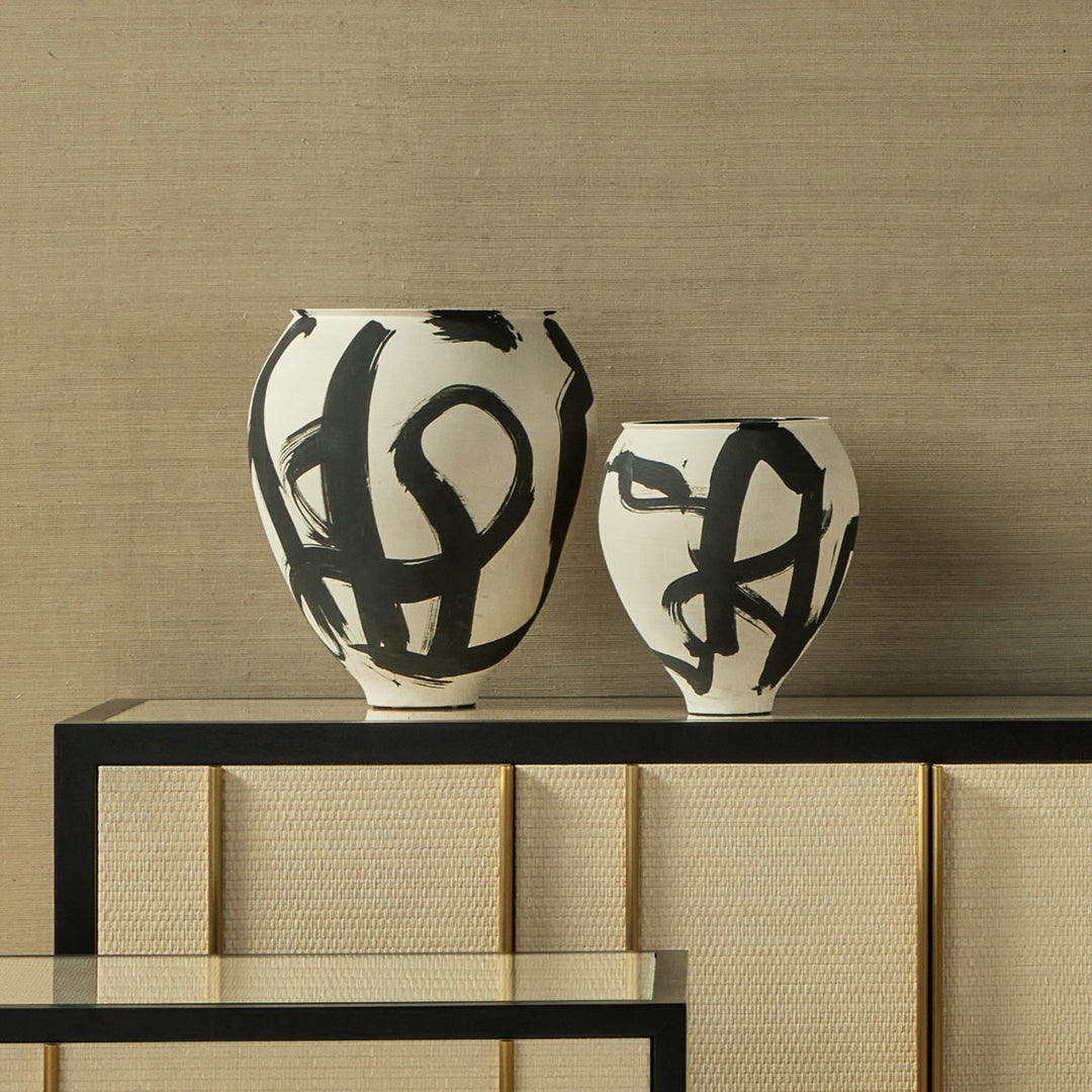 Porcelain Vase Kendra L by District Home